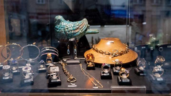 La boutique de création de joaillier à Limoges